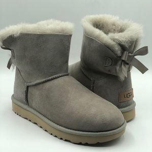 gray uggs with bows